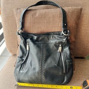 B. MAKOWSKY Black leather shoulder bag